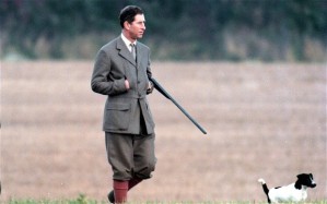 Abiti da caccia come si deve: il Principe Carlo con una Norfolk jacket